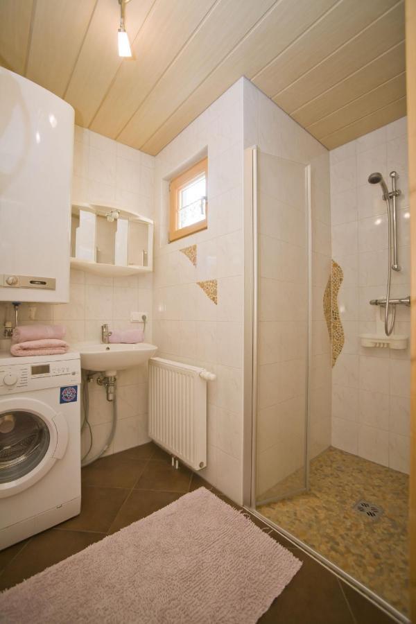 Chalet Am Teich Familie Gaenser Villa Feistritz am Kammersberg Екстериор снимка